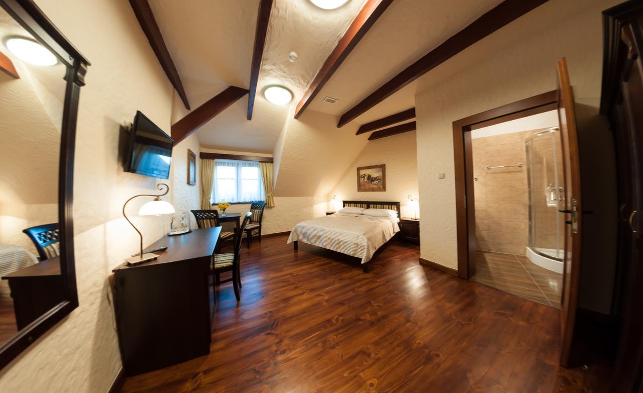 Hotel Stanica Kresowa Chreptiów Lutowiska Zimmer foto